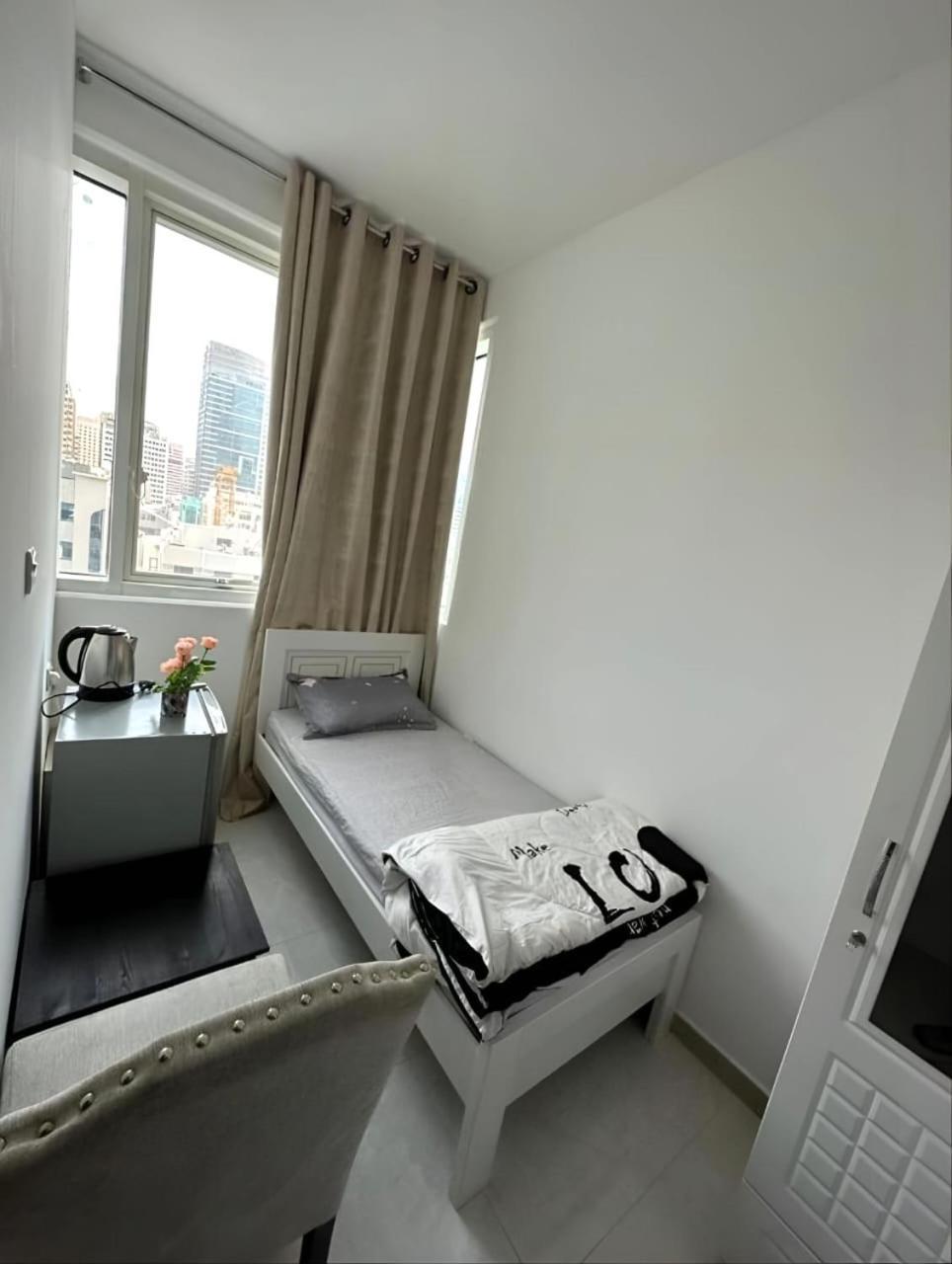 Comfortable Abu Dhabi